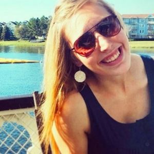Meet your Posher, Kacie